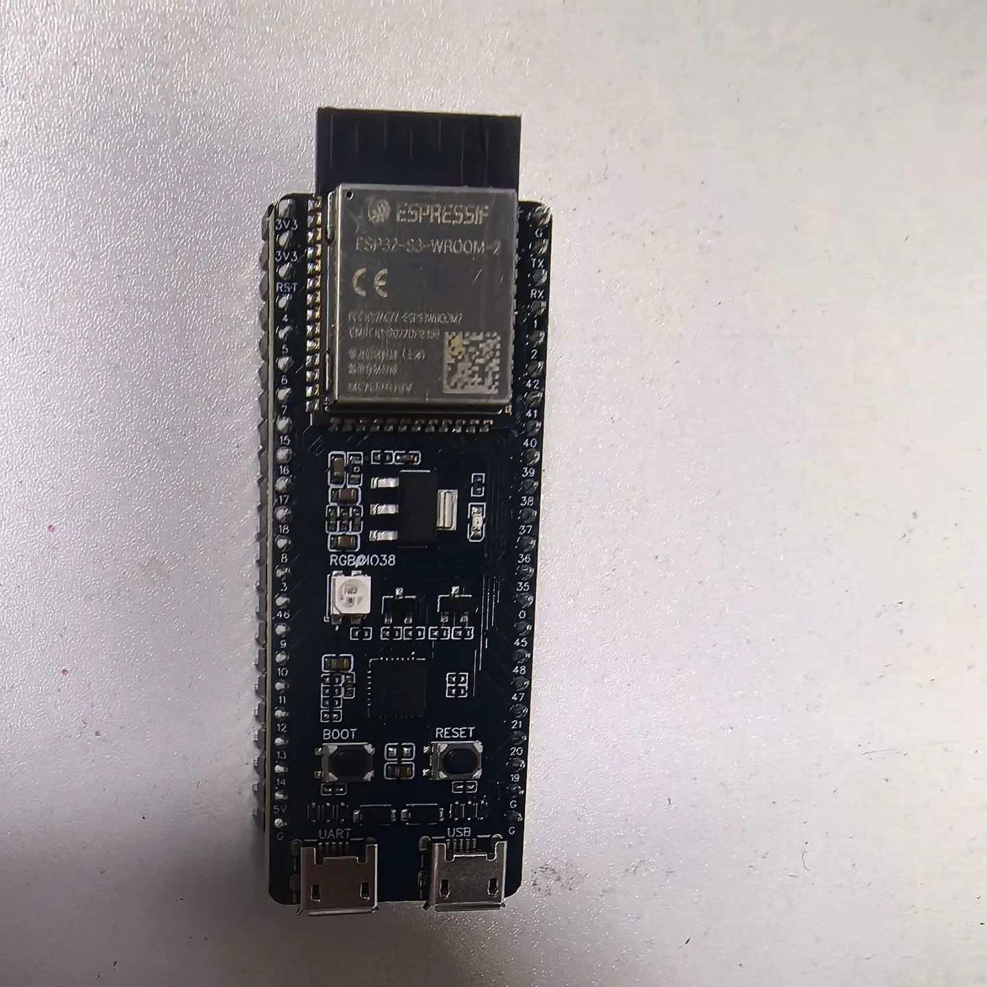 ESP32-S3 DevKitC-1 および 1U 開発ボー - Esp32 S3 Devkitc 1 のレビューと価格
